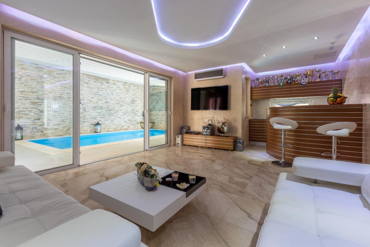 Villa M 德拉马利 外观 照片